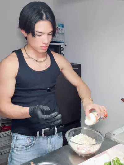 肉詰めピーマン